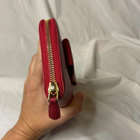 Prada Pink Bow Zippy Long Wallet - Picture 6 of 16